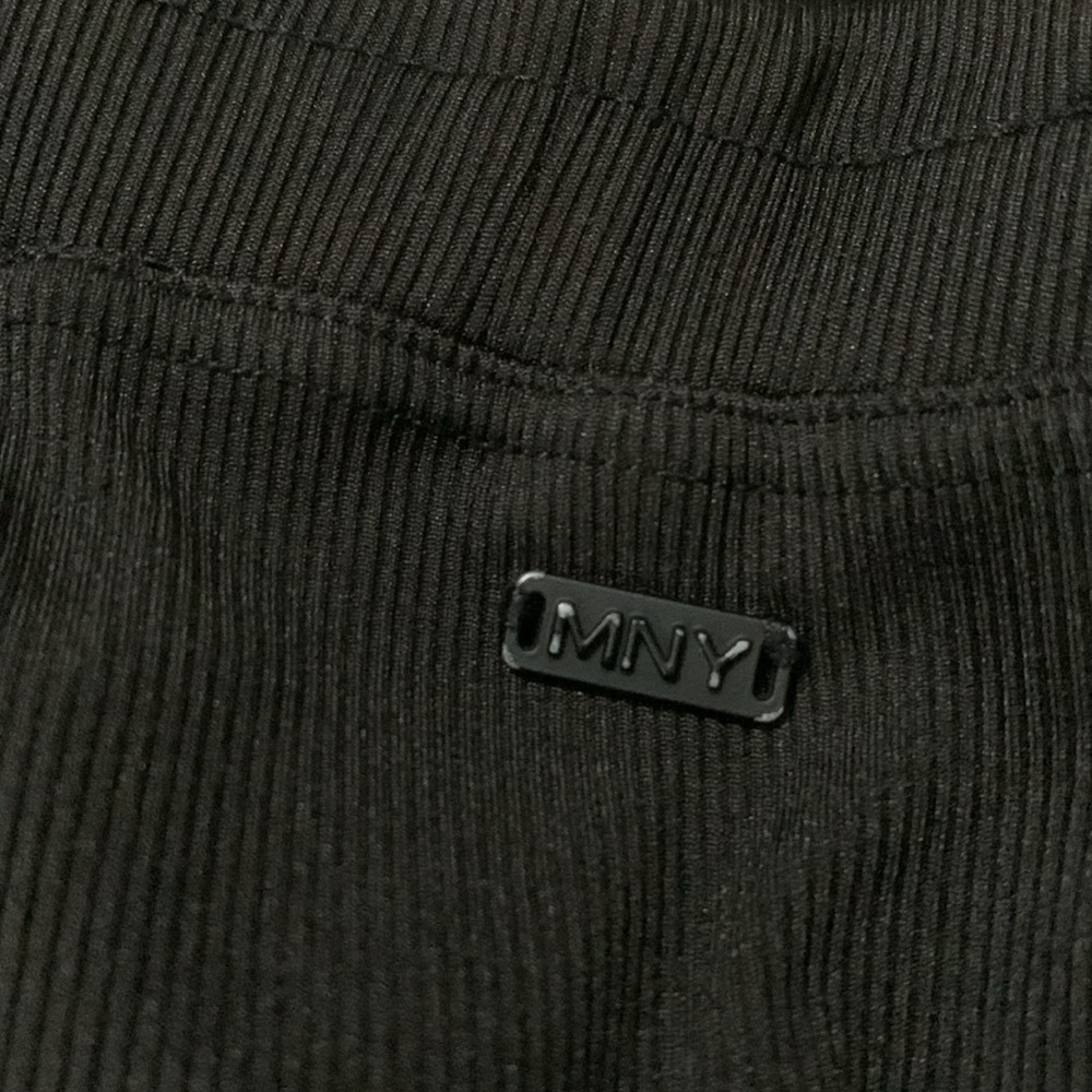 Mny Performance L - image 8